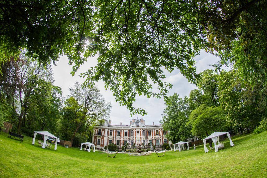 Ambasada Aparthotel Warschau